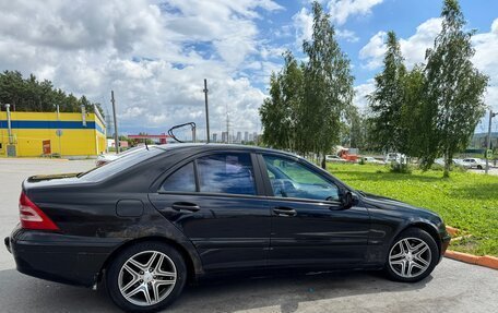 Mercedes-Benz C-Класс, 2004 год, 450 000 рублей, 4 фотография