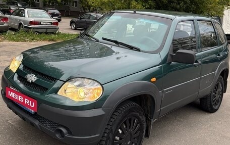 Chevrolet Niva I рестайлинг, 2009 год, 489 000 рублей, 2 фотография