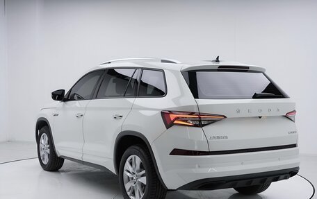 Skoda Kodiaq I, 2025 год, 3 700 757 рублей, 18 фотография