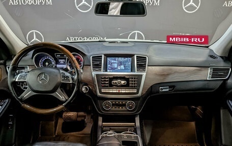 Mercedes-Benz GL-Класс, 2015 год, 2 990 000 рублей, 13 фотография