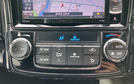 Toyota Corolla, 2019 год, 993 000 рублей, 18 фотография