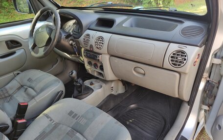 Renault Kangoo II рестайлинг, 2006 год, 300 000 рублей, 10 фотография