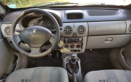 Renault Kangoo II рестайлинг, 2006 год, 300 000 рублей, 11 фотография