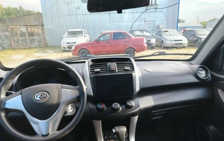 Lifan X60 I рестайлинг, 2015 год, 529 000 рублей, 13 фотография