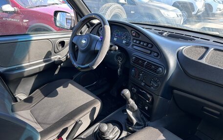 Chevrolet Niva I рестайлинг, 2018 год, 599 000 рублей, 14 фотография
