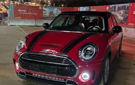 MINI Clubman, 2019 год, 2 650 000 рублей, 3 фотография