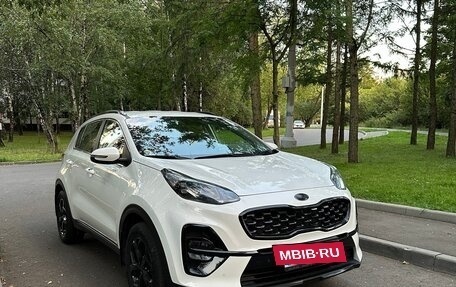 KIA Sportage IV рестайлинг, 2021 год, 2 273 000 рублей, 2 фотография