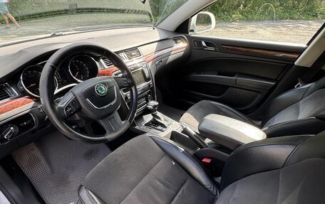 Skoda Superb III рестайлинг, 2012 год, 1 070 000 рублей, 7 фотография