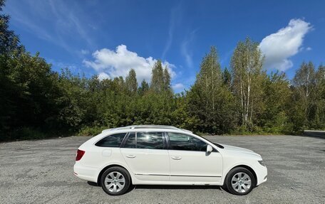 Skoda Superb III рестайлинг, 2012 год, 1 070 000 рублей, 6 фотография