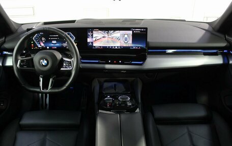 BMW 5 серия, 2023 год, 7 850 000 рублей, 2 фотография