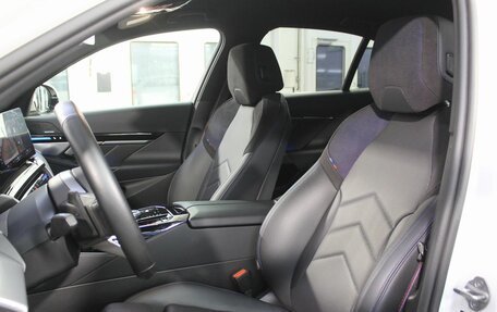 BMW 5 серия, 2023 год, 7 850 000 рублей, 13 фотография