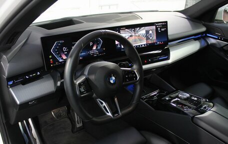 BMW 5 серия, 2023 год, 7 850 000 рублей, 15 фотография