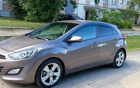 Hyundai i30 II рестайлинг, 2013 год, 850 000 рублей, 2 фотография