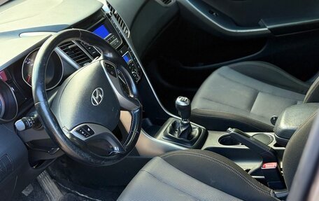 Hyundai i30 II рестайлинг, 2013 год, 850 000 рублей, 7 фотография