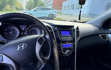Hyundai i30 II рестайлинг, 2013 год, 850 000 рублей, 8 фотография