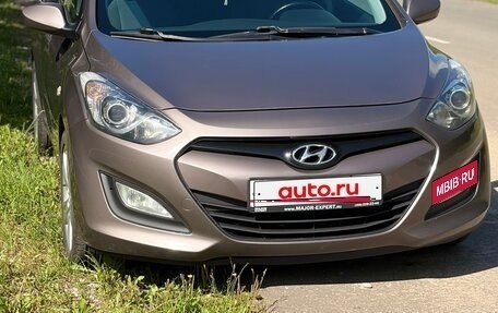 Hyundai i30 II рестайлинг, 2013 год, 850 000 рублей, 15 фотография