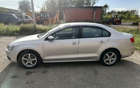Volkswagen Jetta VI, 2014 год, 1 050 000 рублей, 5 фотография