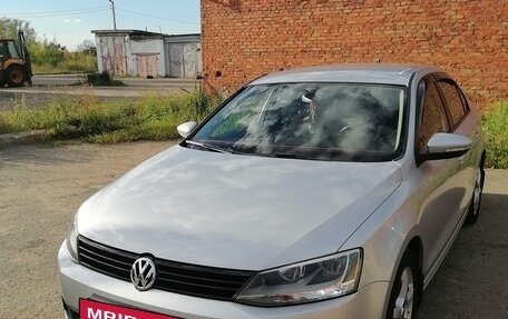 Volkswagen Jetta VI, 2014 год, 1 050 000 рублей, 3 фотография