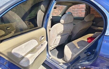 Hyundai Sonata IV рестайлинг, 2003 год, 230 000 рублей, 4 фотография