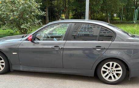 BMW 3 серия, 2007 год, 900 000 рублей, 3 фотография