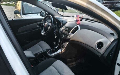 Chevrolet Cruze II, 2014 год, 650 000 рублей, 4 фотография