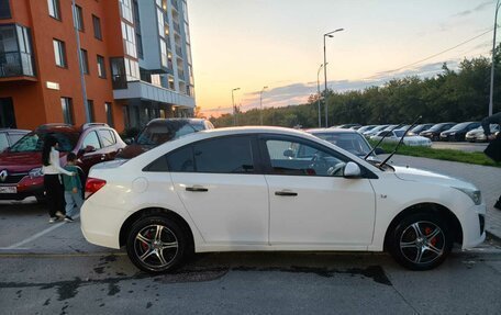 Chevrolet Cruze II, 2014 год, 650 000 рублей, 9 фотография