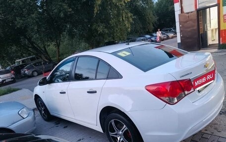 Chevrolet Cruze II, 2014 год, 650 000 рублей, 2 фотография