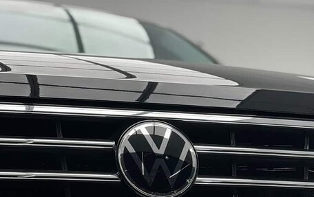 Volkswagen Tiguan II, 2022 год, 2 770 000 рублей, 3 фотография