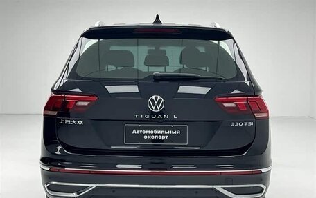 Volkswagen Tiguan II, 2022 год, 2 770 000 рублей, 10 фотография
