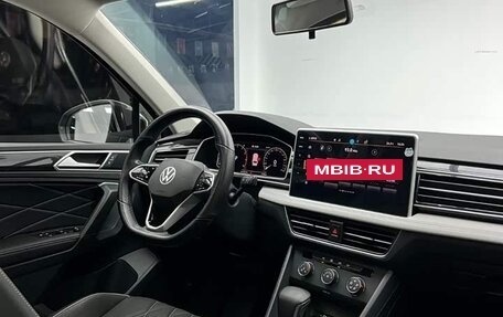 Volkswagen Tiguan II, 2022 год, 2 770 000 рублей, 18 фотография