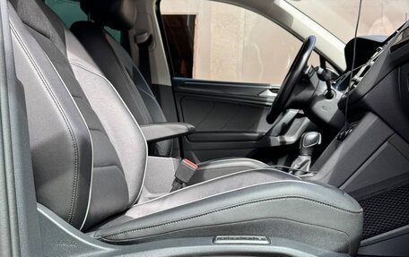 Volkswagen Tiguan II, 2019 год, 3 700 000 рублей, 13 фотография