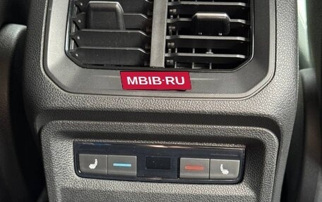 Volkswagen Tiguan II, 2019 год, 3 700 000 рублей, 15 фотография