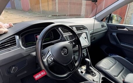 Volkswagen Tiguan II, 2019 год, 3 700 000 рублей, 9 фотография