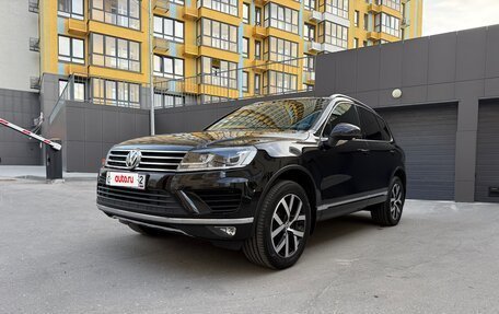 Volkswagen Touareg III, 2017 год, 4 500 000 рублей, 3 фотография