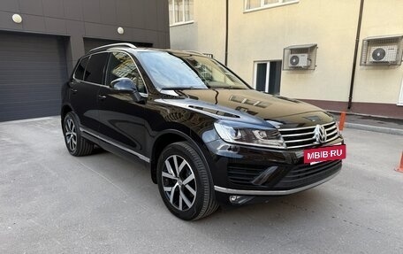 Volkswagen Touareg III, 2017 год, 4 500 000 рублей, 8 фотография