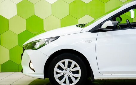 Hyundai Solaris II рестайлинг, 2021 год, 1 400 000 рублей, 9 фотография