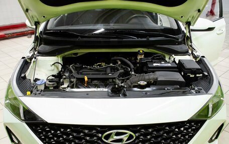 Hyundai Solaris II рестайлинг, 2021 год, 1 400 000 рублей, 23 фотография