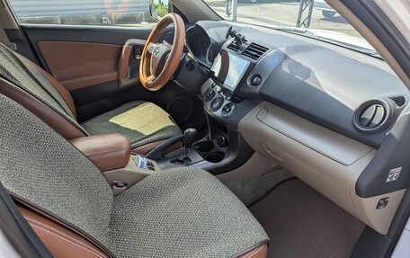 Toyota RAV4, 2012 год, 1 460 000 рублей, 19 фотография