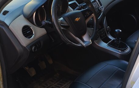 Chevrolet Cruze II, 2012 год, 680 000 рублей, 5 фотография