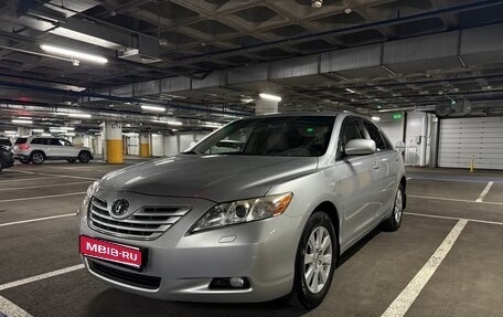 Toyota Camry, 2007 год, 1 100 000 рублей, 1 фотография
