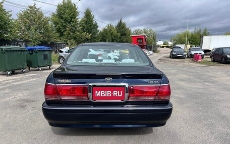 Toyota Crown, 2002 год, 2 000 000 рублей, 4 фотография