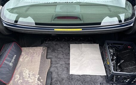 Toyota Crown, 2002 год, 2 000 000 рублей, 14 фотография