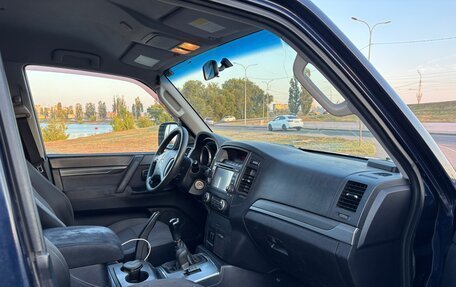 Mitsubishi Pajero IV, 2010 год, 2 000 000 рублей, 5 фотография