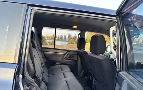 Mitsubishi Pajero IV, 2010 год, 2 000 000 рублей, 6 фотография