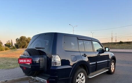 Mitsubishi Pajero IV, 2010 год, 2 000 000 рублей, 3 фотография