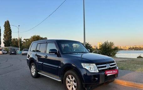 Mitsubishi Pajero IV, 2010 год, 2 000 000 рублей, 4 фотография