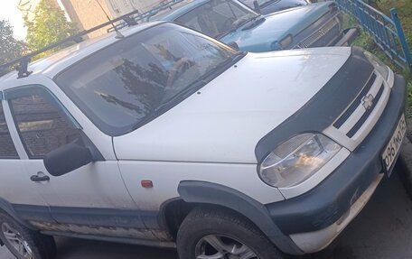 Chevrolet Niva I рестайлинг, 2003 год, 200 000 рублей, 2 фотография