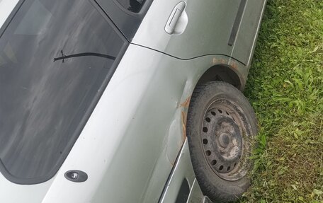 Nissan Primera II рестайлинг, 1998 год, 150 000 рублей, 3 фотография