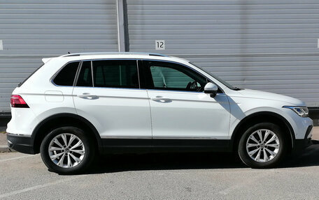 Volkswagen Tiguan II, 2022 год, 2 899 000 рублей, 4 фотография