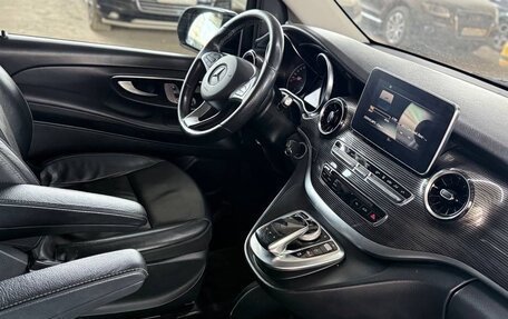 Mercedes-Benz V-Класс, 2019 год, 4 000 000 рублей, 5 фотография